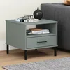 Image de vidaXL Table de chevet avec pieds en métal Gris Bois pin massif OSLO petite table de chevet table pour chambre à coucher 351031