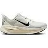 Image de Chaussures de running Nike Vomero 18 HM6803-101 Blanc 43