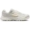 Image de Baskets femme Nike V5 RNR IQ0276-030 Noir 35,5