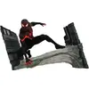 Image de Figurine Diamond Select Toys Marvel Comic Gallery Spiderman Miles Morales Noir 18 cm 699788842195