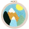 Image de Punch Needle : Montagnes enneigées et Soleil  - avec cadre FiguredArt-CCX209