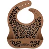 Image de Bavoir en silicone Léopard Marron