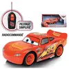 Image de Cars Flash Mc Queen radiocommandée - échelle 1:32