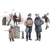 Image de WWII German Luftwaffe Pilots and Ground Personnel in Winter Uniform- 1:48e - ICM 48086