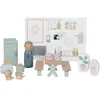 Image de Cuisine et accessoires en bois pour maison de poupées