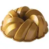 Image de Nordic Ware - 75e anniversaire du Pan Braided Bundt, Moule à gâteau, Or