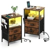 Image de CostwayLot de 2 Table d’Appoint avec Station de Charge Table de Chevet avec 2 Tiroirs en Tissu Pliants 6 Poches Latérales Marron Rustique