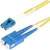 Image de StarTech com Câble Fibre Optique de 1m Duplex Monomode LC vers SC(UPC) OS2, 9/125µm, 10G, Cordon Fib (1 m), Câble réseau