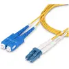 Image de StarTech com Câble Fibre Optique de 3m Duplex Monomode LC vers SC(UPC) OS2, 9/125µm, 10G, Cordon Fib (3 m), Câble réseau