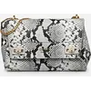 Image de KATEY FLAP SHOULDER BAG par Guess Gris T.U Sacs