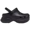 Image de Crocs, Femmes, Chaussons, Classic Bae Clog, Noir, (42, 42 2/3, 42.5, 43)