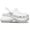 Image de Crocs, Femmes, Chaussons, Classic Bae Clog - 10236, Blanc, (40)