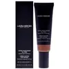 Image de Laura Mercier, Base + fixateur, Hydratant teinté ( Oil Free Natura l Skin Perfector) 50 ml - Nuance : 5C1 Nutmeg (Noix de muscade)