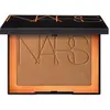 Image de NARS Cosmetics, Highlighter + autobronzant, Poudre bronzante Laguna (02, Contour, 11 g)