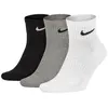 Image de Nike, Unisexe, Chaussettes, Chaussettes légères pour tous les jours, pack de 3, Blanc, Multicolore, Noir, Gris, (Lot de 3, 38 - 42)