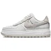 Image de Baskets Nike Air Force 1 Luxe Triple White Homme Summit-White Light-Bone DD9605-100 40.5