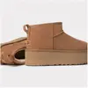 Image de Ugg, Femmes, Bottes, Classic Ultra Mini, Beige, Marron, (37)