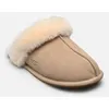 Image de Chaussons UGG W Scuffette II pour Femme Beige 41