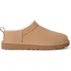 Image de Ugg, Femmes, Bottes, Classic Micro Sand, Beige, (38)