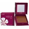 Image de BeneFit Cosmetics, Highlighter + autobronzant, Hoola (Profonds, Contour, 8 g)