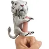 Image de Fingerlings untamed tigre dents de sabre