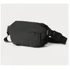 Image de Moment, Sac banane, Everything Sling 2L, Noir