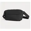 Image de Moment, Unisexe, Sac banane, Switch Sling 4L Noir, Noir