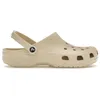 Image de Crocs Classic Sabot graffiti fou gothique rétro tendance plage hip hop Y2K style millénaire chaussures à trous unisexes noir et blanc 42-43 blanc noir