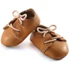 Image de Chaussures marron pour pouée Pomea