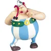 Image de Figurine Plastoy Astérix et Obélix Obélix avec bouquet de fleurs 8 cm