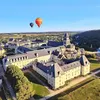 Image de SMARTBOX - Coffret Cadeau Vol en montgolfière au-dessus des châteaux de la Loire avec dégustation de vin en semaine pour 2 personnes-Sport & Aventure