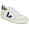 Image de Baskets basses Veja  V-10 M65938628