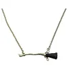 Image de collier balai sorcière