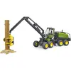 Image de Bruder John Deere 1270G Récolteuse avec 1 tronc d'arbre