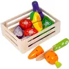Image de Tanner, Épicerie : accessoires, Légumes dans des caisses en bois