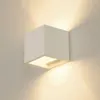 Image de Applique murale carrée Plastra Cube plâtre H12 cm - Blanc
