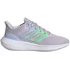 Image de Adidas, Femmes, Chaussures de course à pied, Chaussure de course Ultrabounce (38 2/3), Argent, Gris