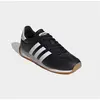 Image de Adidas, Hommes, Chaussures de football, Runvista - cblack/ftwwht/gum3 (42 2/3), Blanc, Noir, Gris