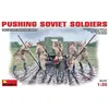 Image de Pushing Soviet Soldiers - 1:35e - Miniart