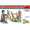 Image de Soviet Tank Crew At Work Special Edition - 1:35e - Miniart