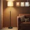 Image de Lampadaire, Lampe sur Pied, Hauteur Réglable de 140 à 170 cm, Style Moderne, Interrupteur à