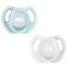 Image de Sucettes - TOMMEE TIPPEE - Ultra-légeres - 0-6 mois - Lot de 2 sucettes monobloc sans BPA