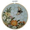 Image de Kit de Broderie "Bee" avec Cercle en Bois de 15 cm   Trimits(...) - 50 Bee