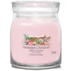 Image de Bougie signature Fleurs du désert modèle moyen - Yankee Candle - Rose - Cire