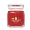 Image de Bougie de Noël à New York modèle moyen - Yankee Candle - Rouge - Verre