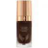 Image de Charlotte Tilbury Airbrush Flawless Foundation - Fond de teint léger à couvrance totale