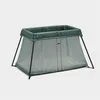 Image de Lit Parapluie Light Vert foncé - BABYBJÖRN - Vert