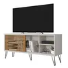 Image de Meuble TV 55 Pouces Pieds Métal Blanc Ecru Chêne L 136 H 62 P 36 cm - L 136 x l 36 x H 62 cm