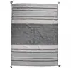 Image de Tapis kilim 120x170 rectangle fait main en coton gris et noir motif ethnique