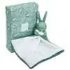 Image de Lapin doudou - Lapin avec doudou vert sauge